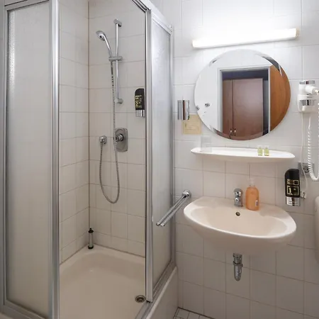 Pale 24h Szálloda 3*